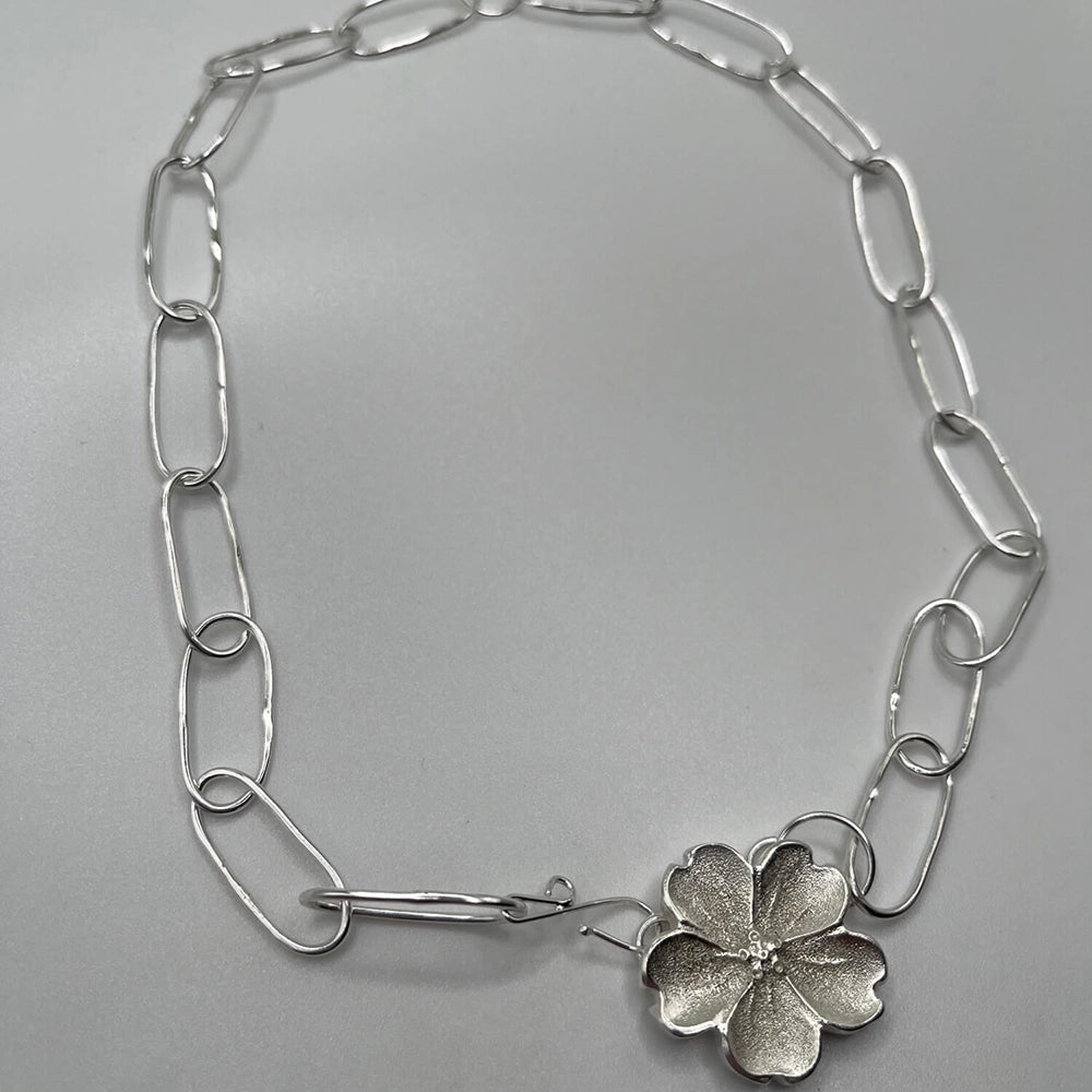 Blossom necklace